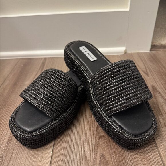 Steve Madden Beachy Platform Black Sandals in size 9 - Picture 1 of 7